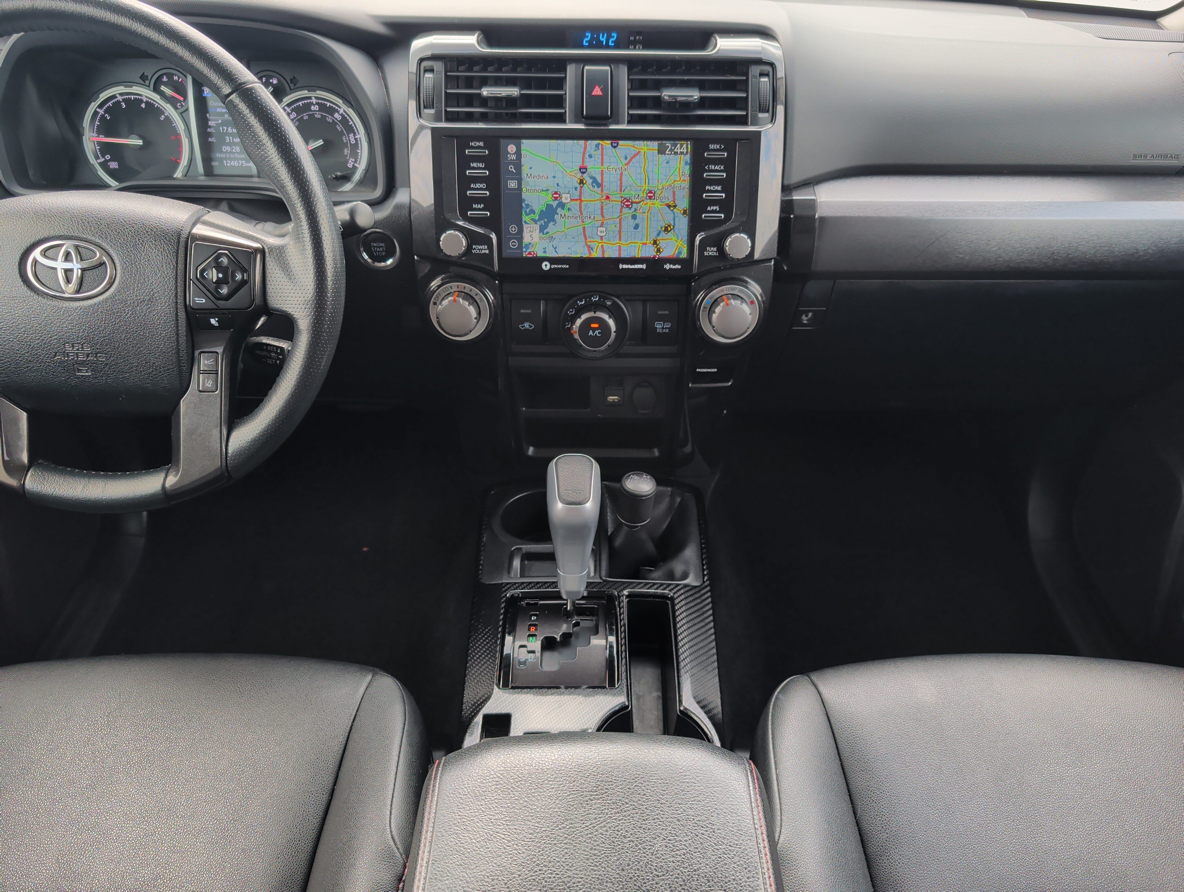 Certified 2020 Toyota 4Runner TRD Off-Road Premium AWD/4WD image 10