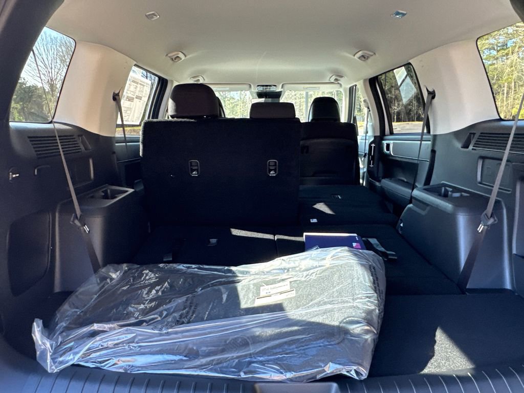 New 2026 Hyundai Santa Fe SE image 14