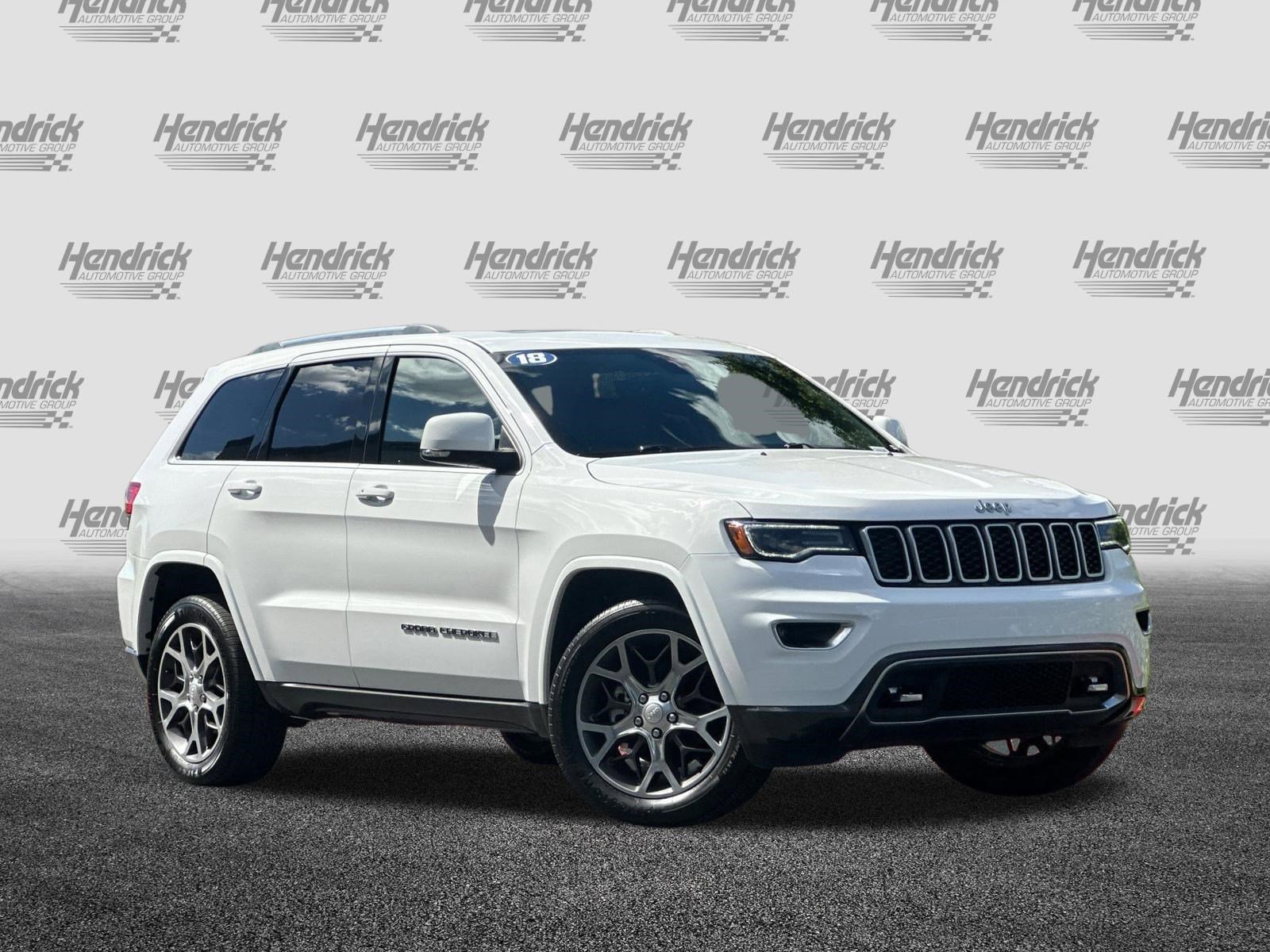 Used 2018 Jeep Grand Cherokee Limited image 2