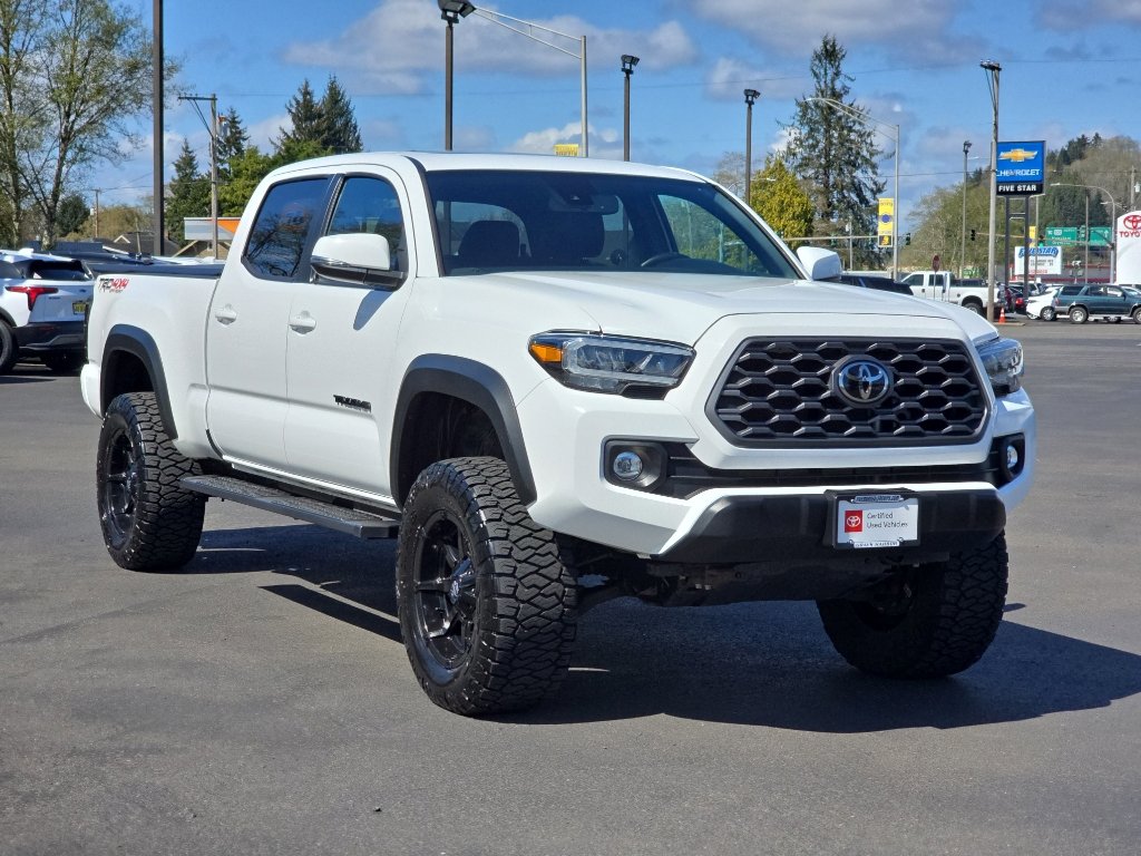 Certified 2022 Toyota Tacoma TRD Off-Road w/ TRD Premium Off Road Package AWD/4WD image 2