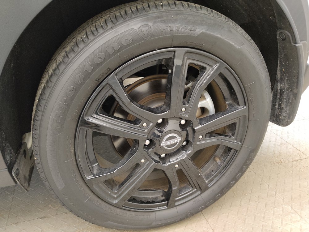 Used 2023 Nissan Kicks SR FWD image 31