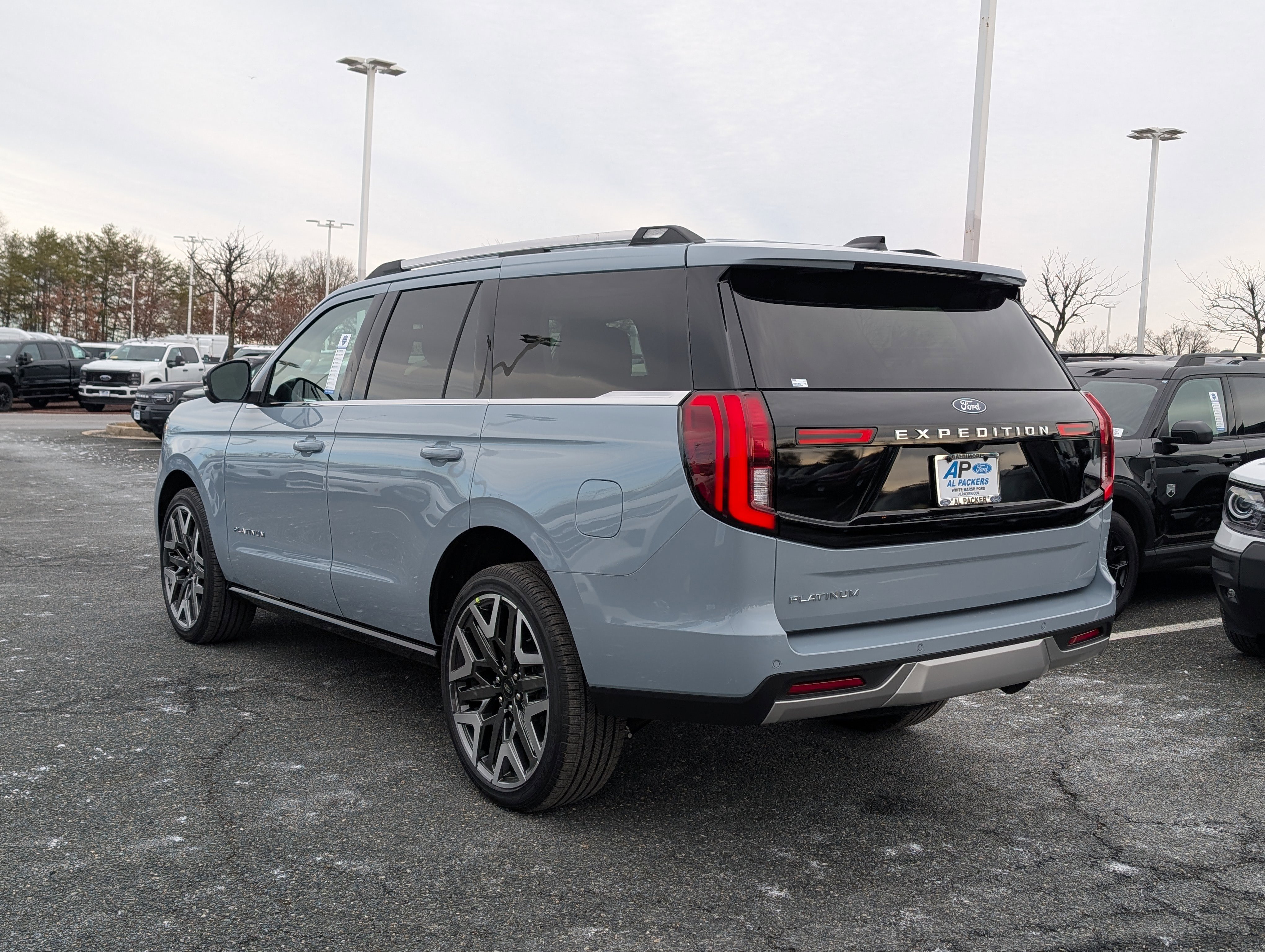 New 2026 Ford Expedition Platinum w/ Platinum Ultimate Package image 3