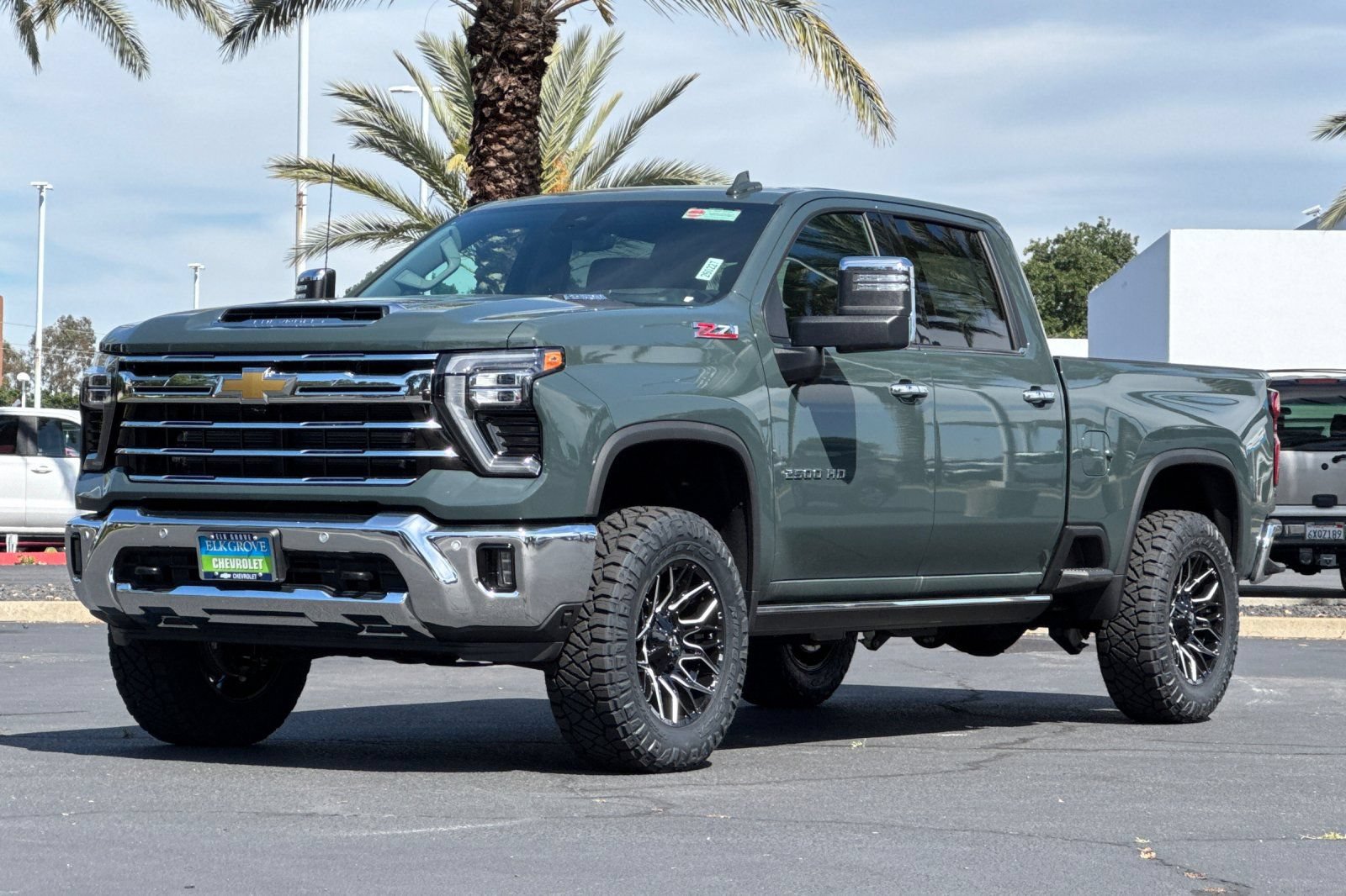 New 2026 Chevrolet Silverado 2500 LTZ w/ LTZ Premium Package AWD/4WD image 7