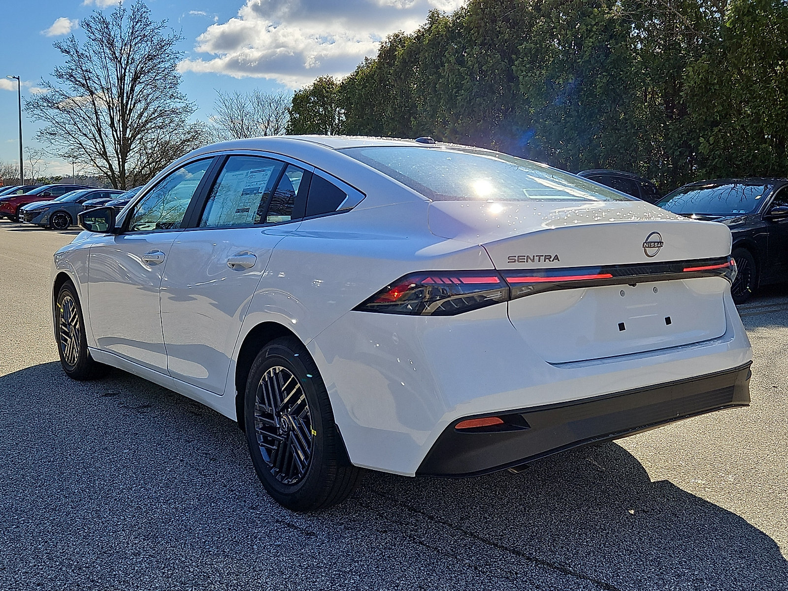 New 2026 Nissan Sentra SV w/ SV Convenience Package FWD image 4