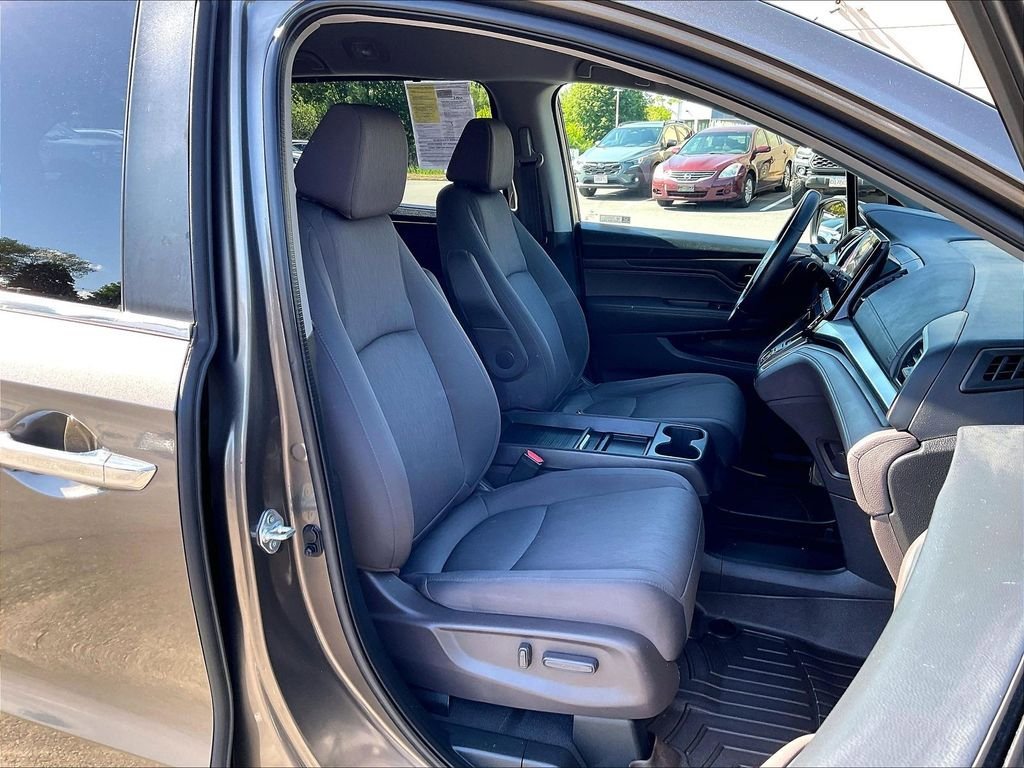 Used 2021 Honda Odyssey EX image 11