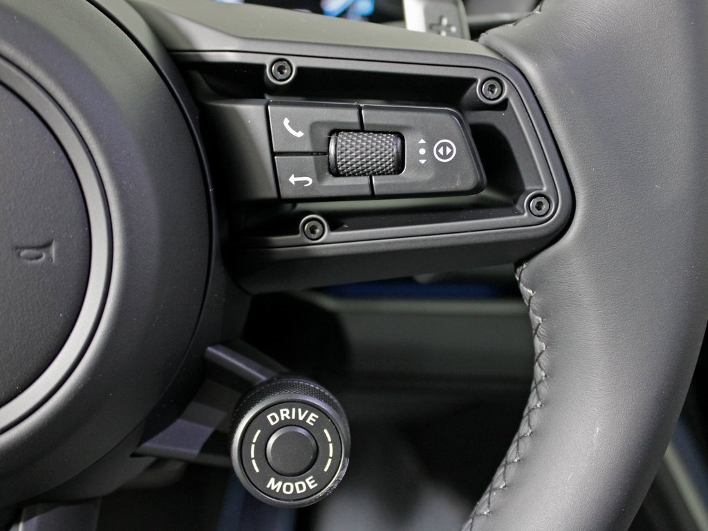 New 2026 Porsche Panamera 4 image 25