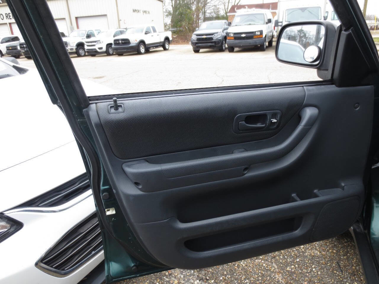 Used 2000 Honda CR-V LX image 9