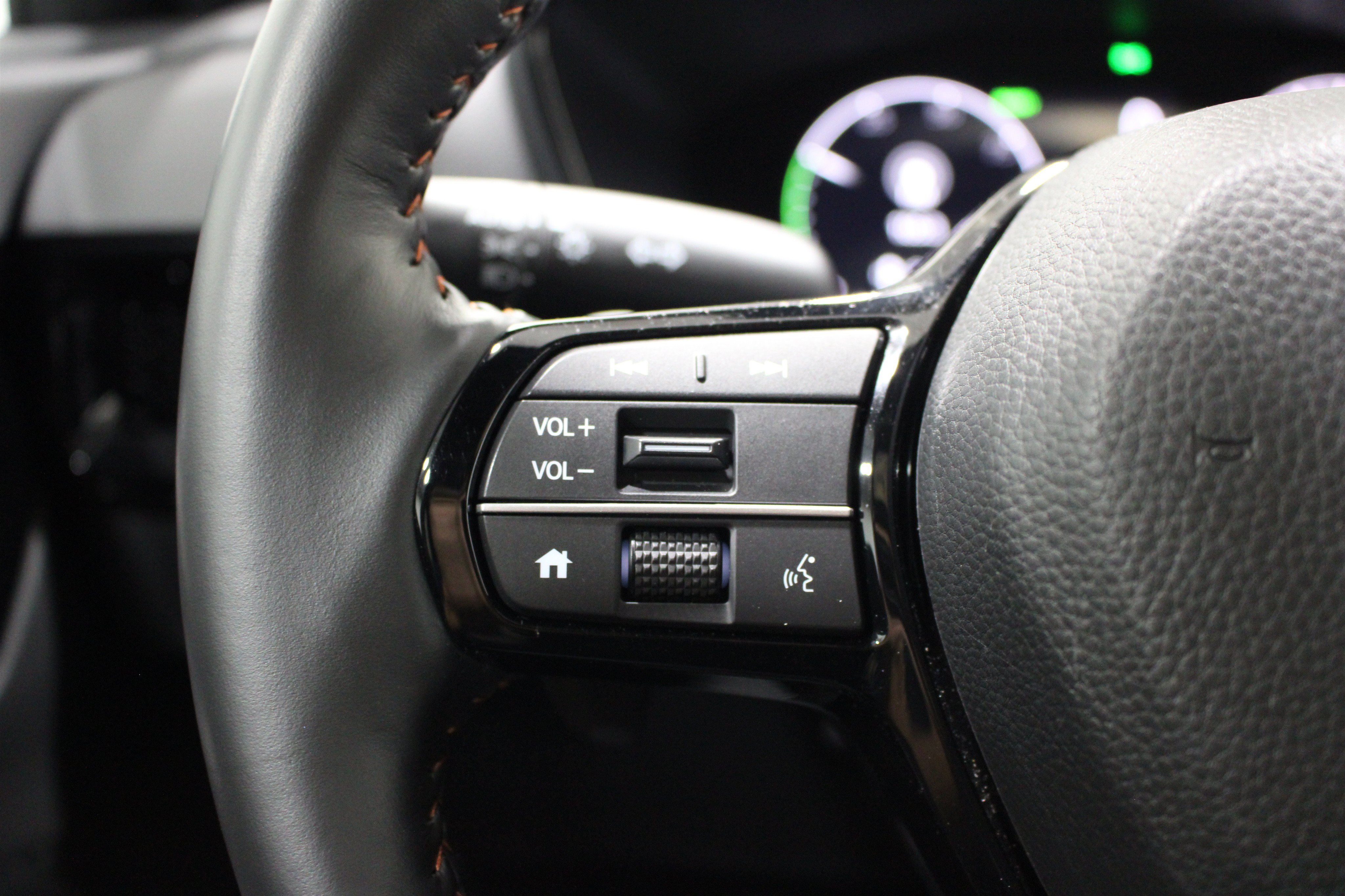 Used 2023 Honda CR-V Sport Touring image 12