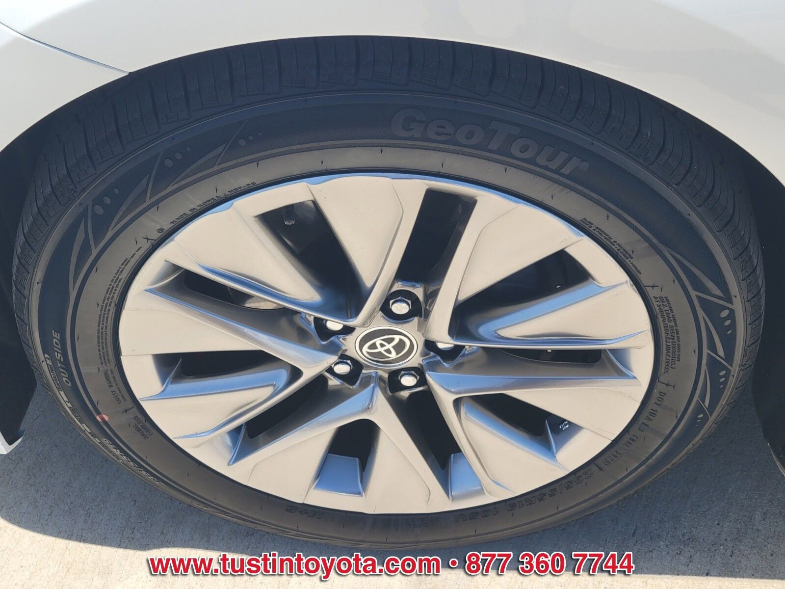 Certified 2023 Toyota Mirai w/ Advanced Technology Package RWD image 9