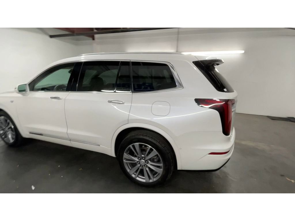 Used 2020 Cadillac XT6 Premium Luxury image 6