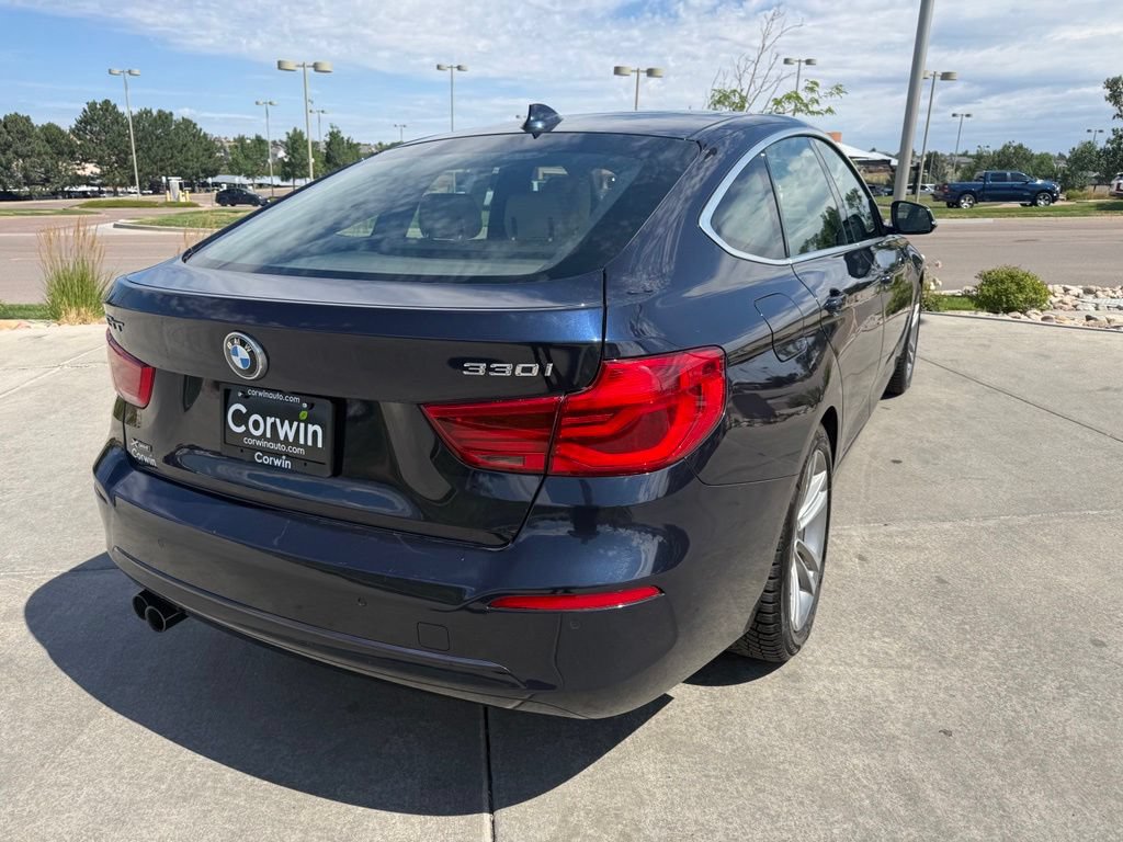 Used 2017 BMW 330i Gran Turismo xDrive AWD/4WD image 8