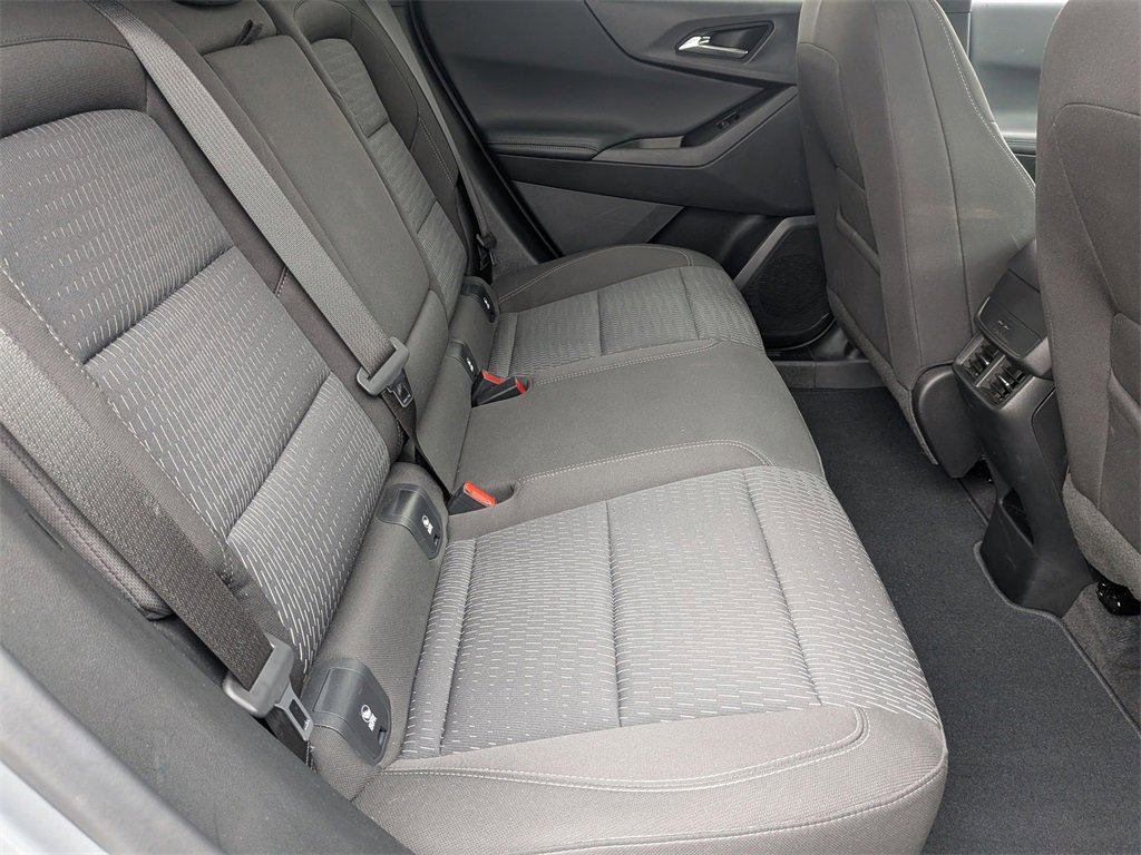 Used 2025 Chevrolet Equinox LT image 28