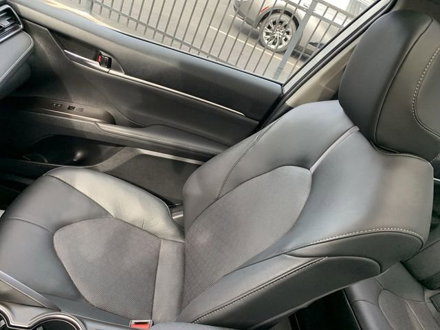 Used 2023 Toyota Camry XSE w/ Navigation Package image 31