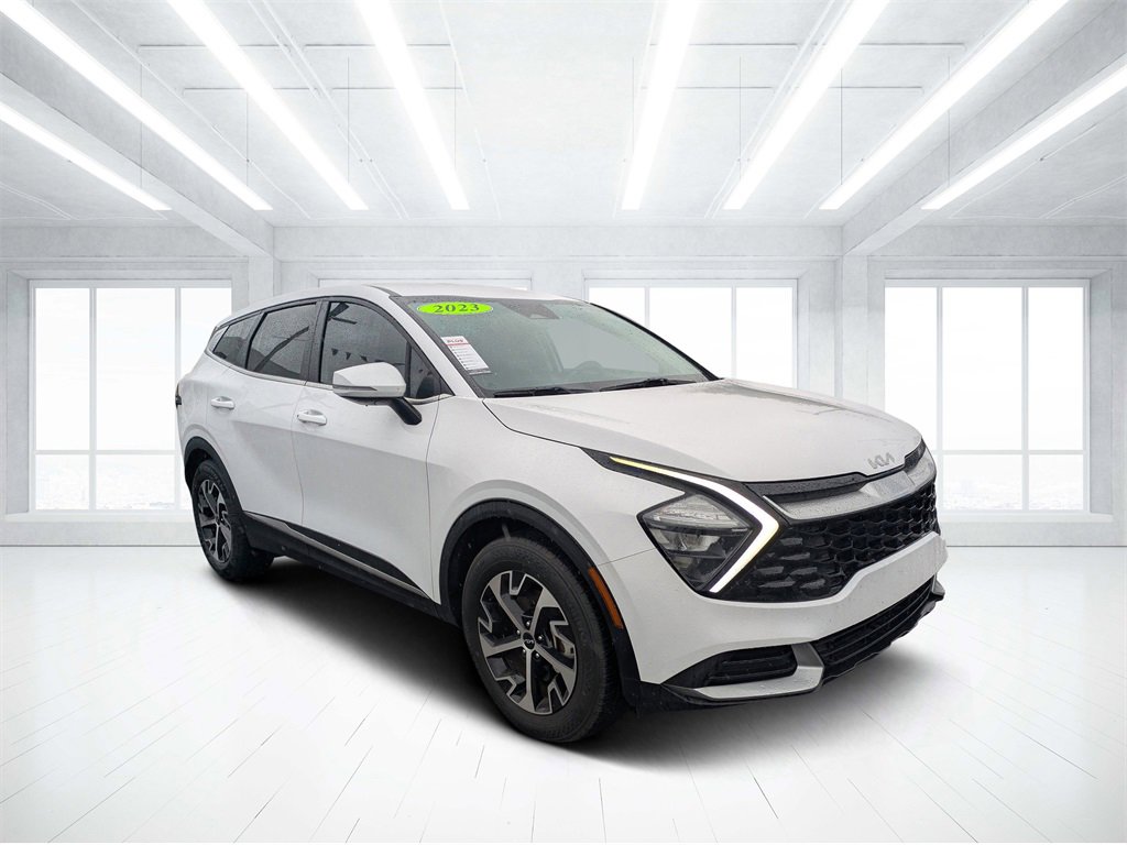 Used 2023 Kia Sportage EX image 1