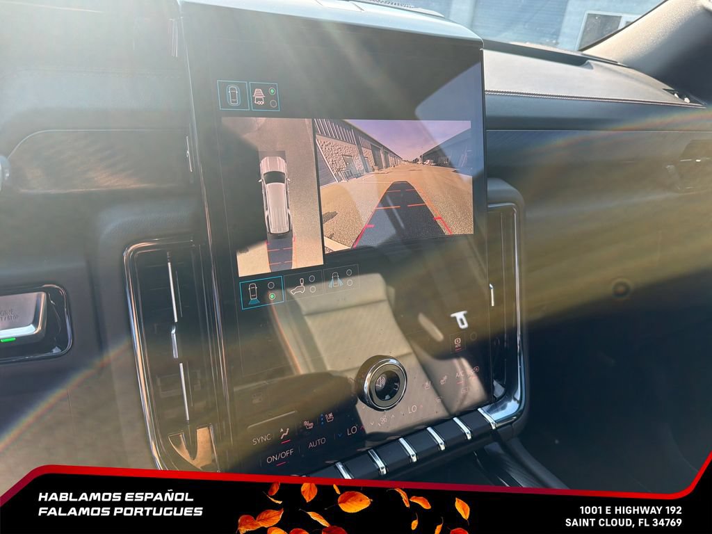 Used 2026 GMC Yukon XL AT4 AWD/4WD image 24