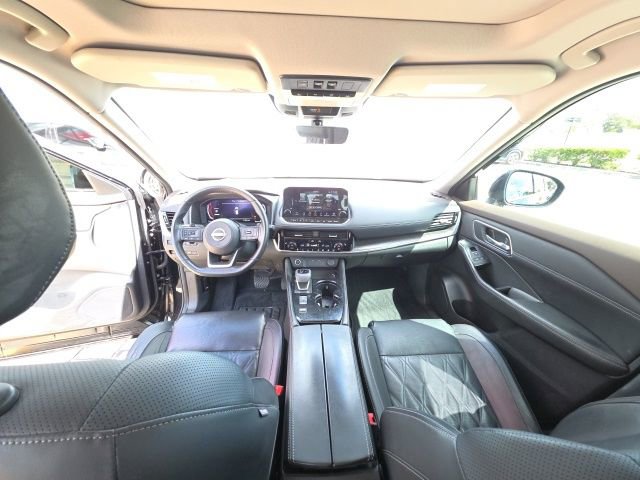 Used 2023 Nissan Rogue Platinum w/ Platinum Premium Package image 26