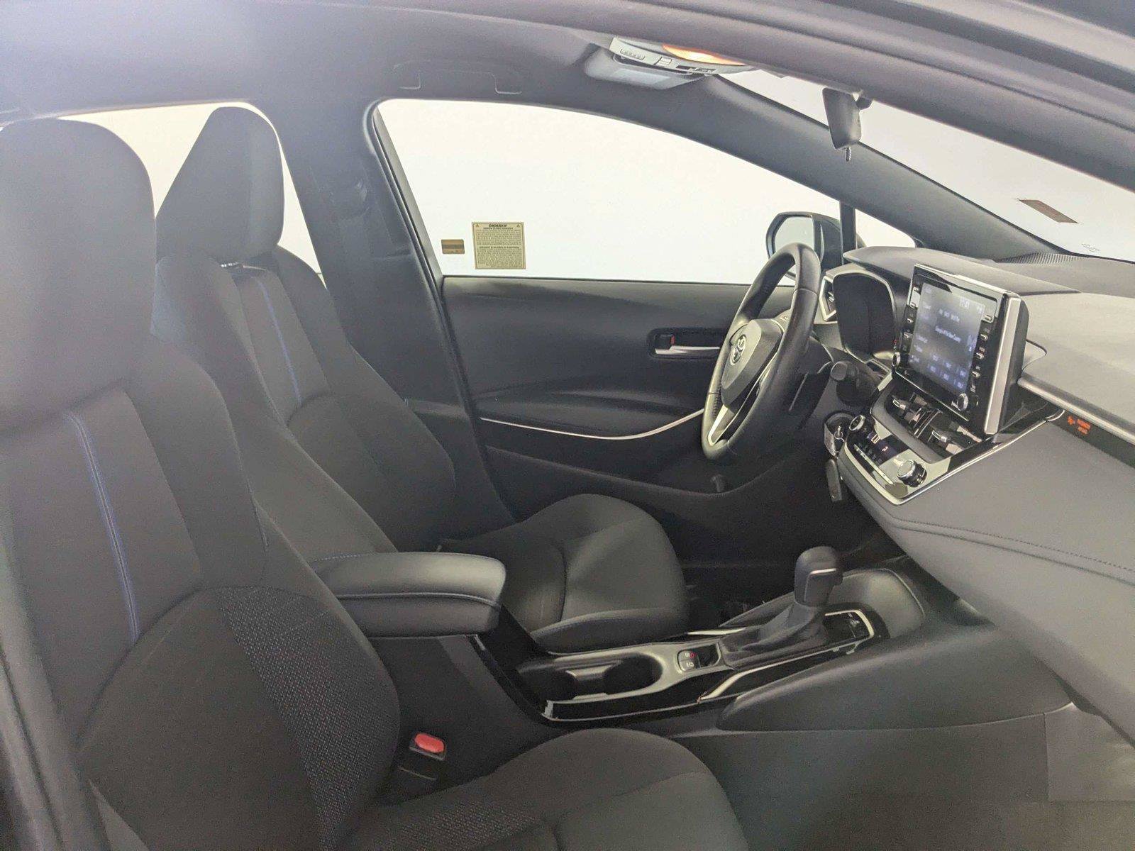 Used 2021 Toyota Corolla SE FWD image 31