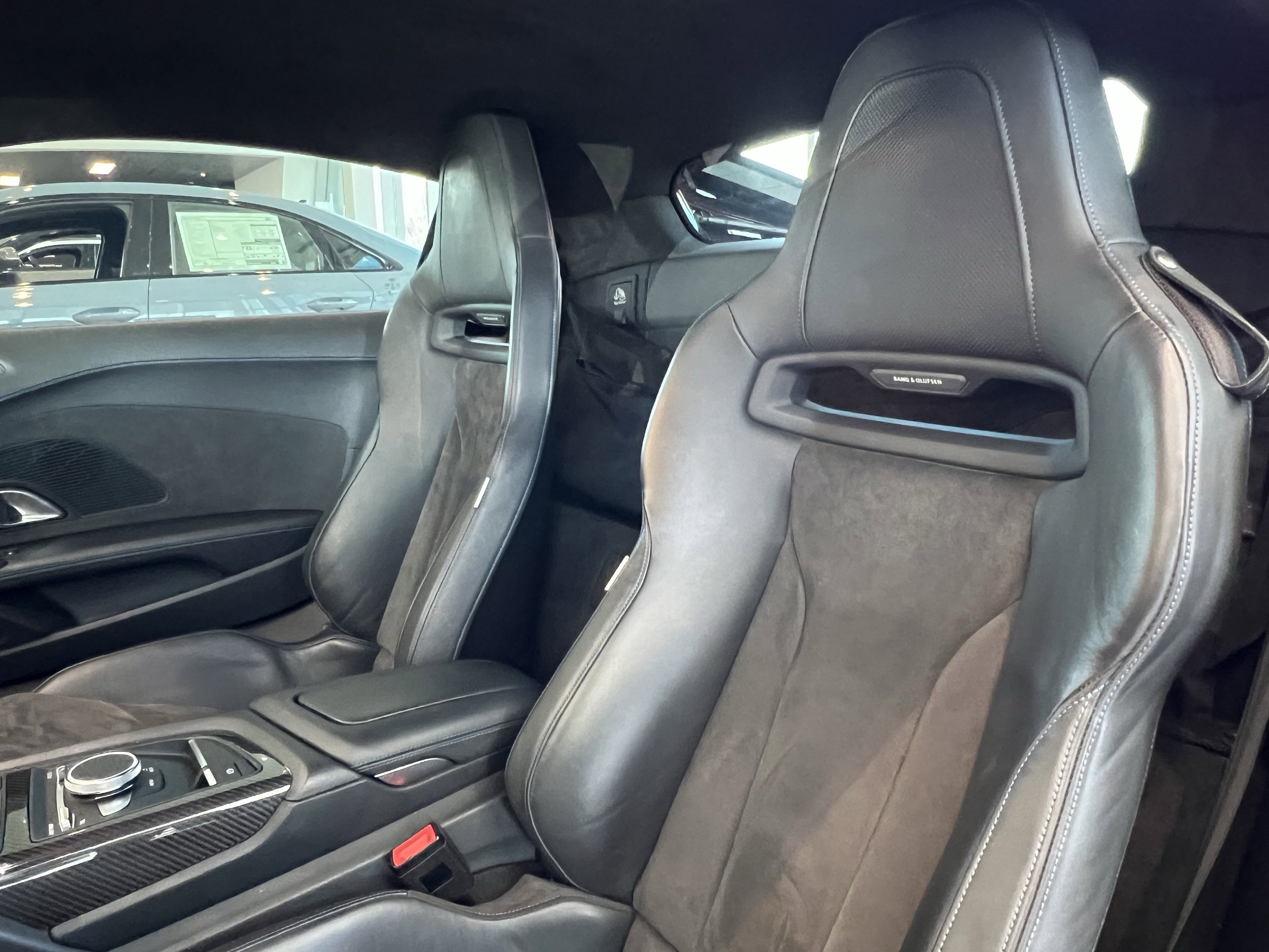 Used 2023 Audi R8 V10 performance w/ R8 Performance Design Package image 16