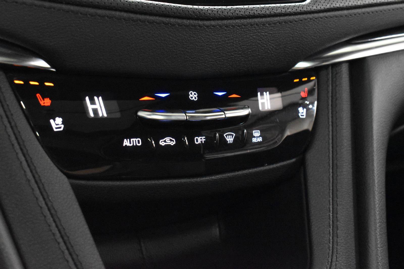 Used 2021 Cadillac XT5 Premium Luxury image 21