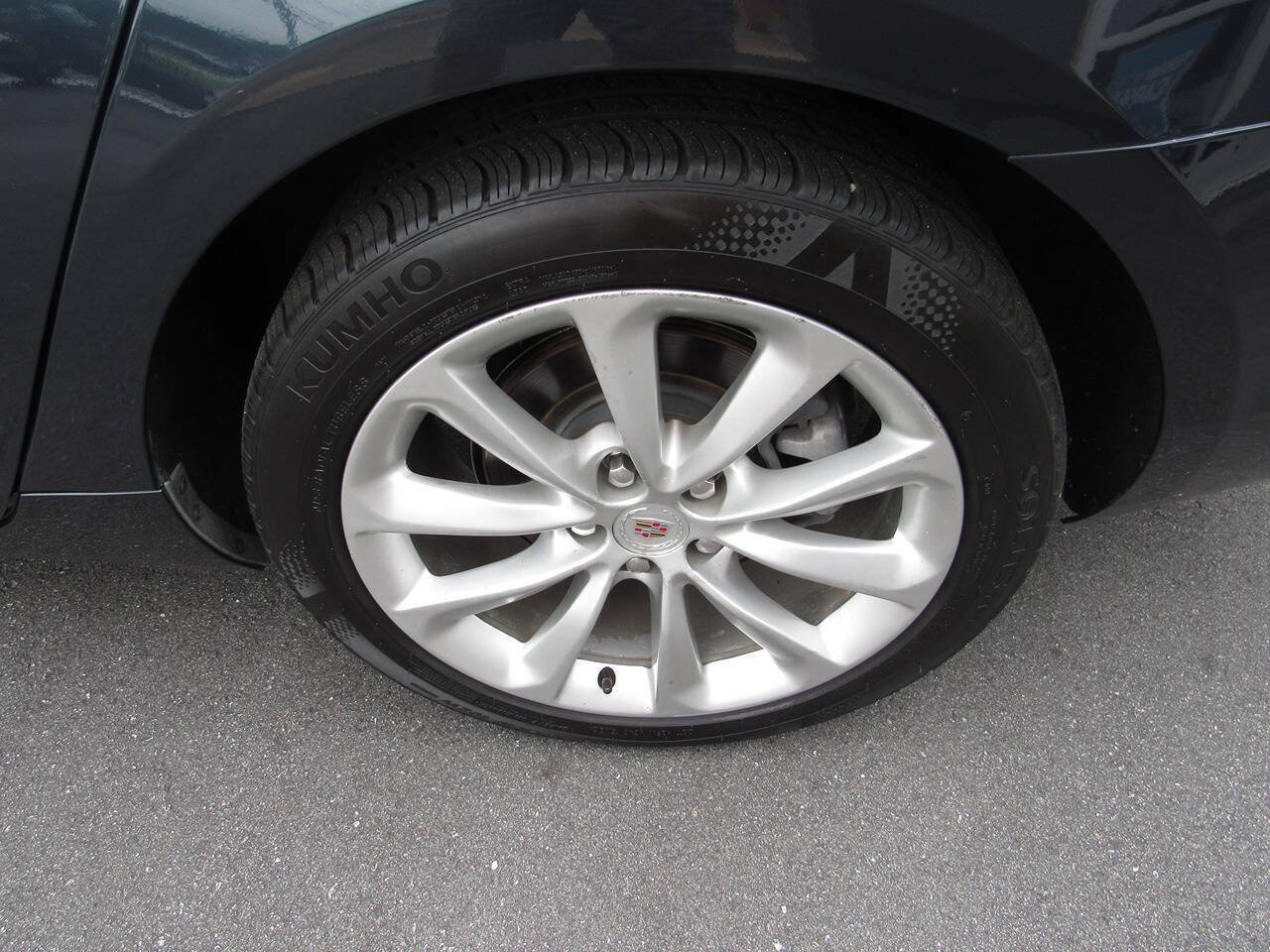 Used 2013 Cadillac XTS Luxury w/ Driver Awareness Package FWD image 12