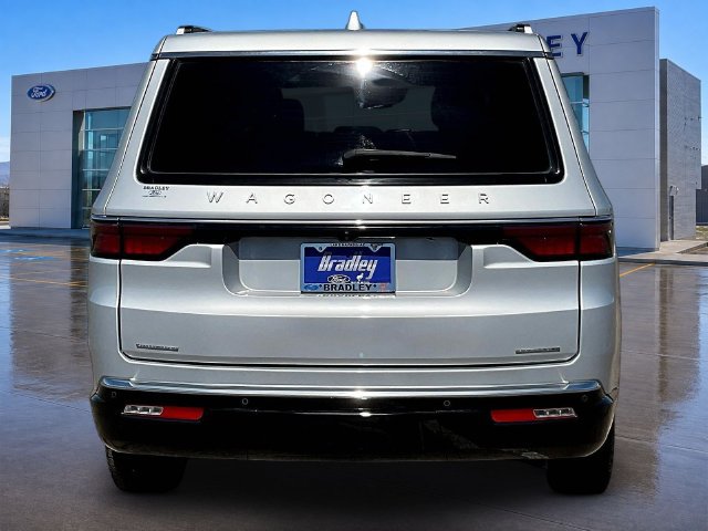 Used 2022 Jeep Wagoneer Series II w/ Premium Group I AWD/4WD image 6