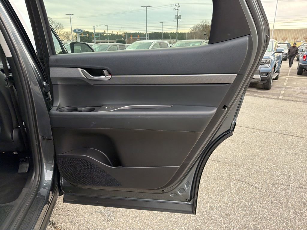 Used 2025 Hyundai Palisade SEL image 20