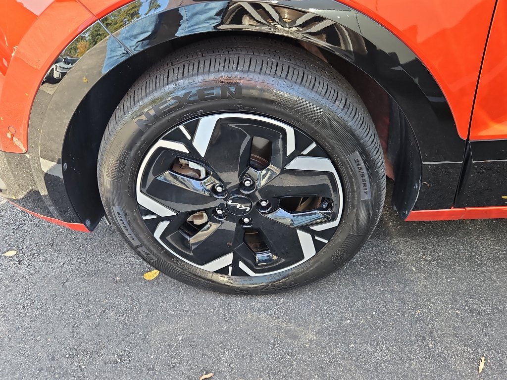 Used 2023 Kia Niro Wave w/ Wave Preserve Package image 26