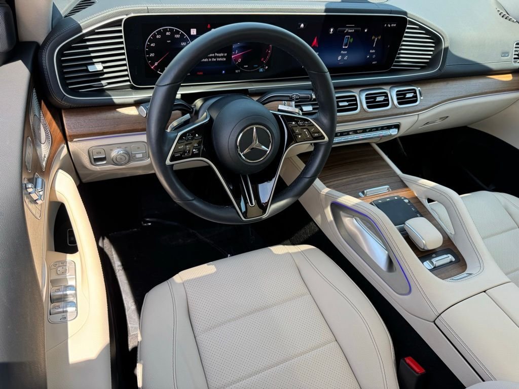Used 2026 Mercedes-Benz GLS 450 4MATIC image 29