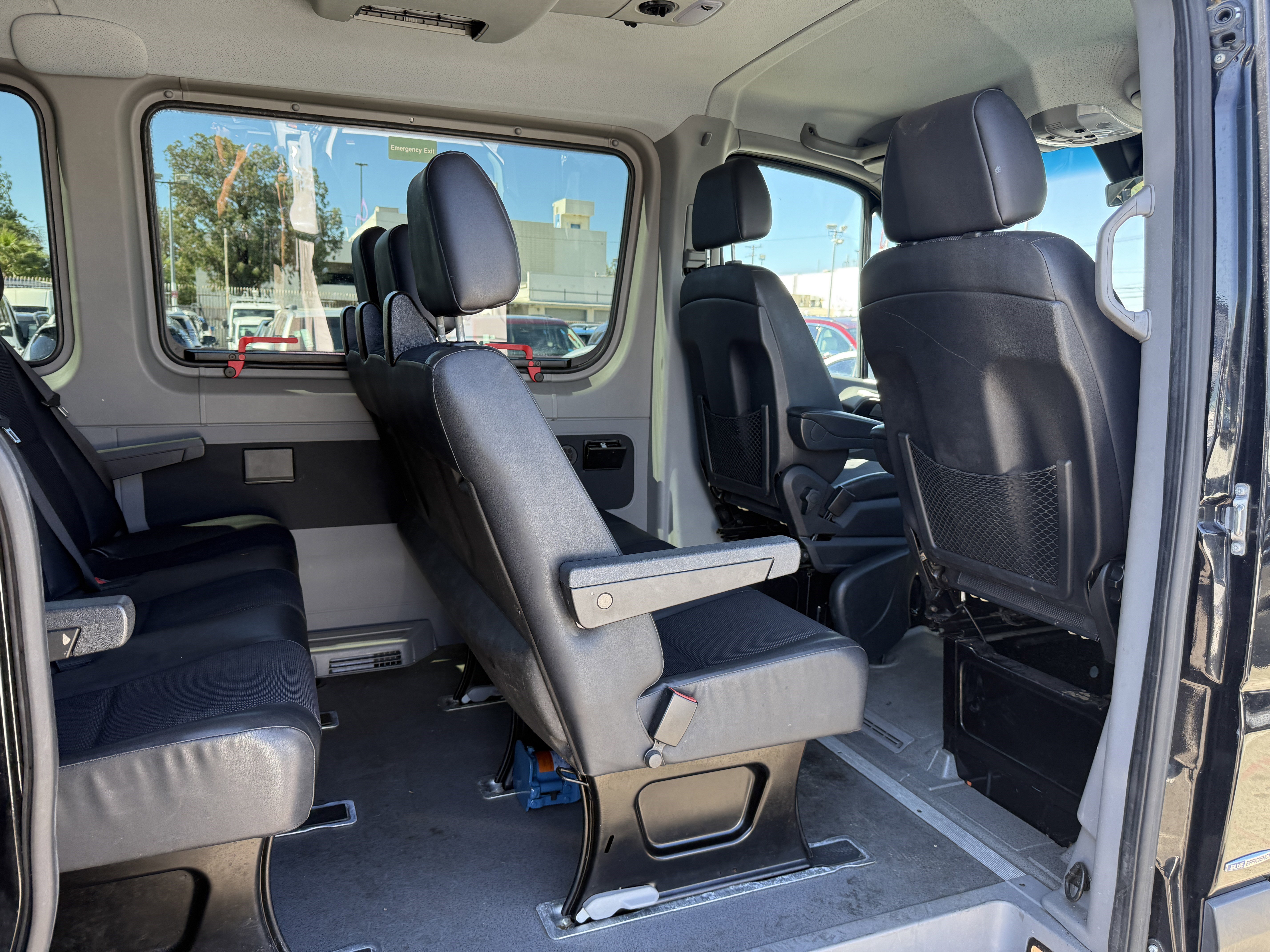 Used 2016 Mercedes-Benz Sprinter 2500 image 23