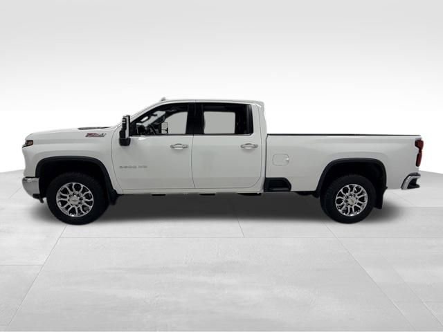 Certified 2024 Chevrolet Silverado 3500 LTZ w/ LTZ Plus Package AWD/4WD image 3