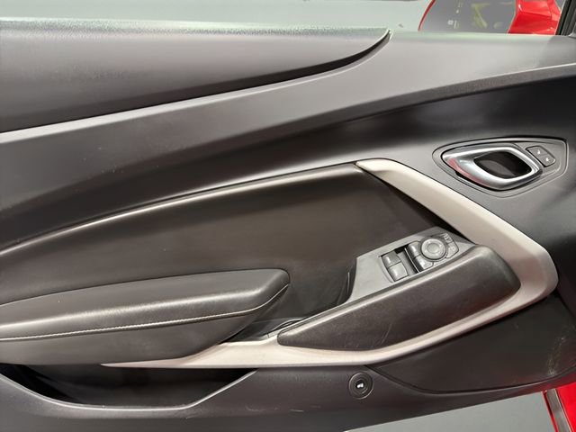 Used 2020 Chevrolet Camaro LT image 12