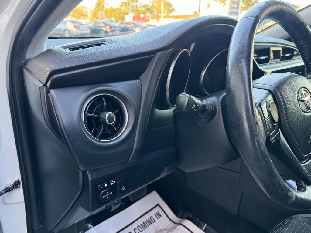 Used 2017 Toyota Corolla iM FWD image 14