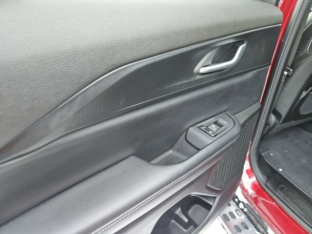 Used 2024 Jeep Grand Cherokee Altitude image 21