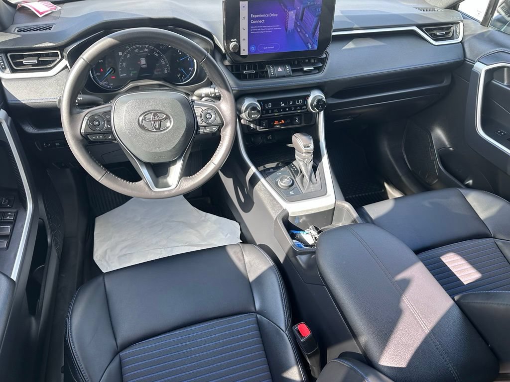 Used 2024 Toyota RAV4 XSE AWD/4WD image 29