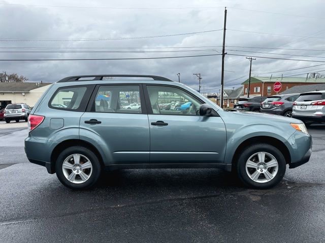 Used 2012 Subaru Forester 2.5X w/ Alloy Wheel Pkg image 9