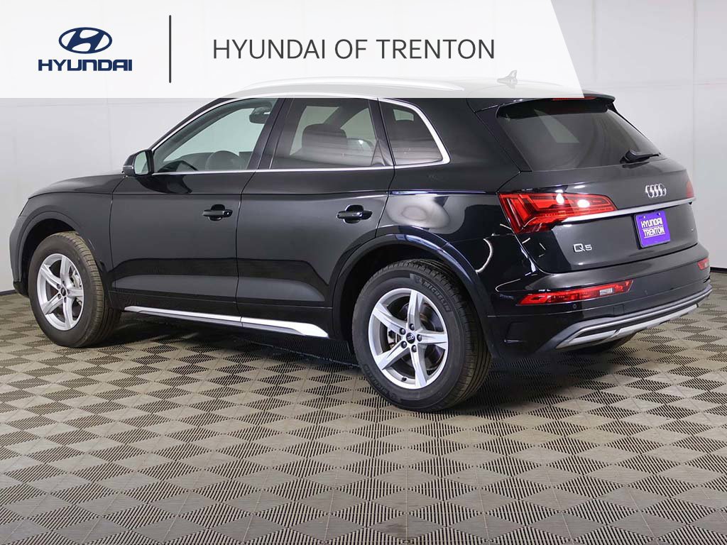 Used 2023 Audi Q5 2.0T Premium w/ Convenience Package AWD/4WD image 9