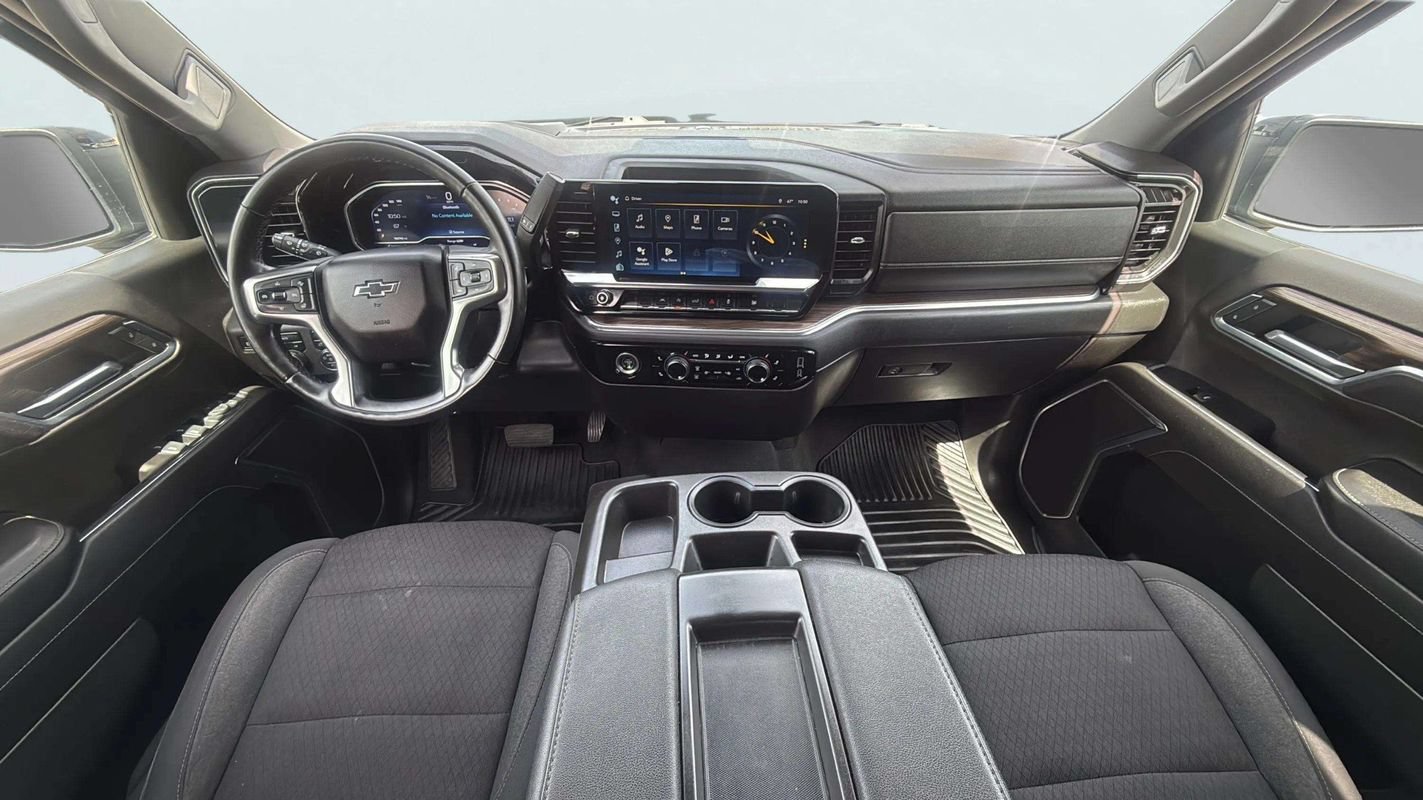 Used 2023 Chevrolet Silverado 1500 RST AWD/4WD image 9