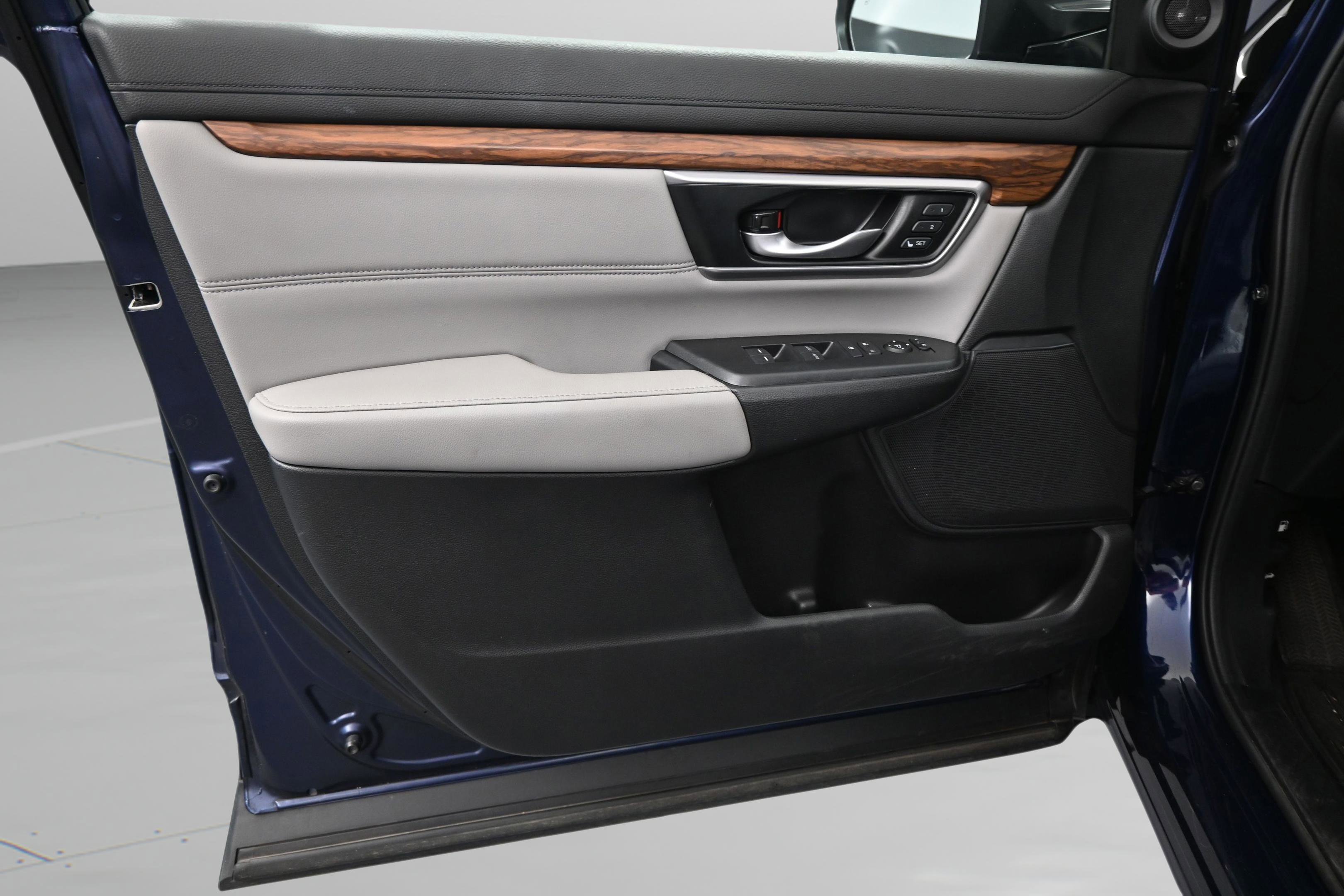 Used 2021 Honda CR-V EX-L image 31