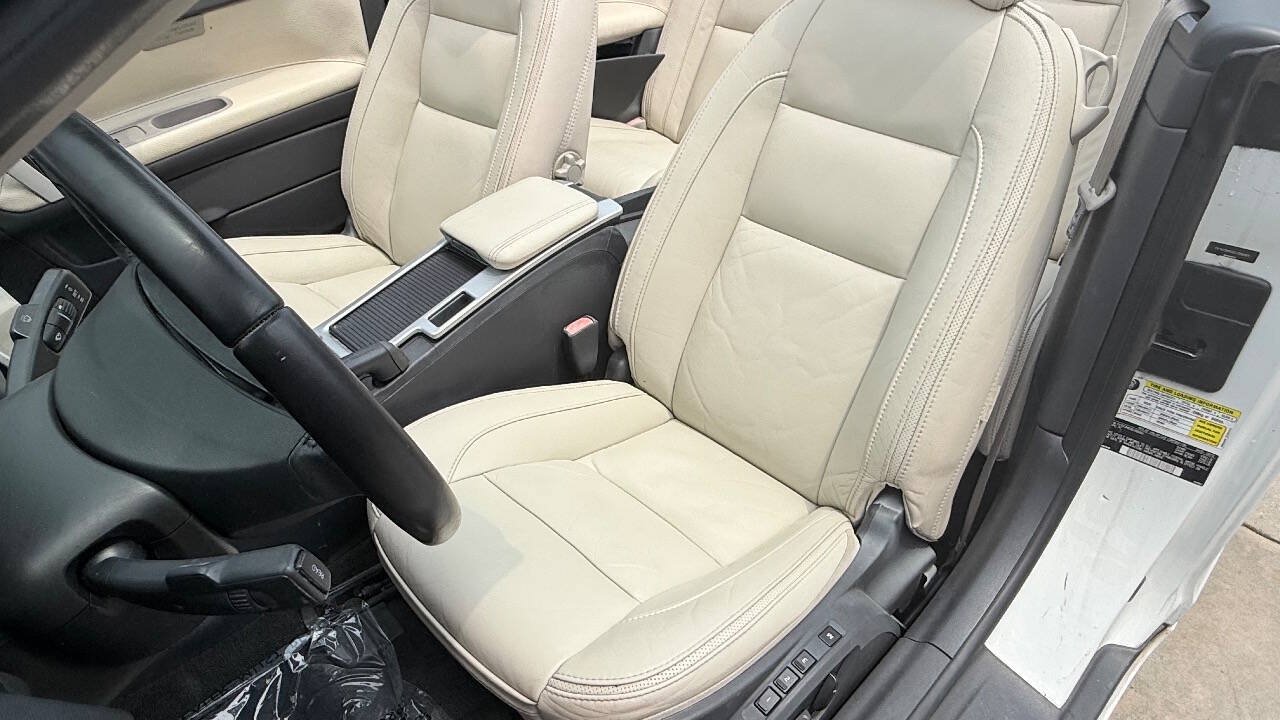 Used 2013 Volvo C70 T5 FWD image 26