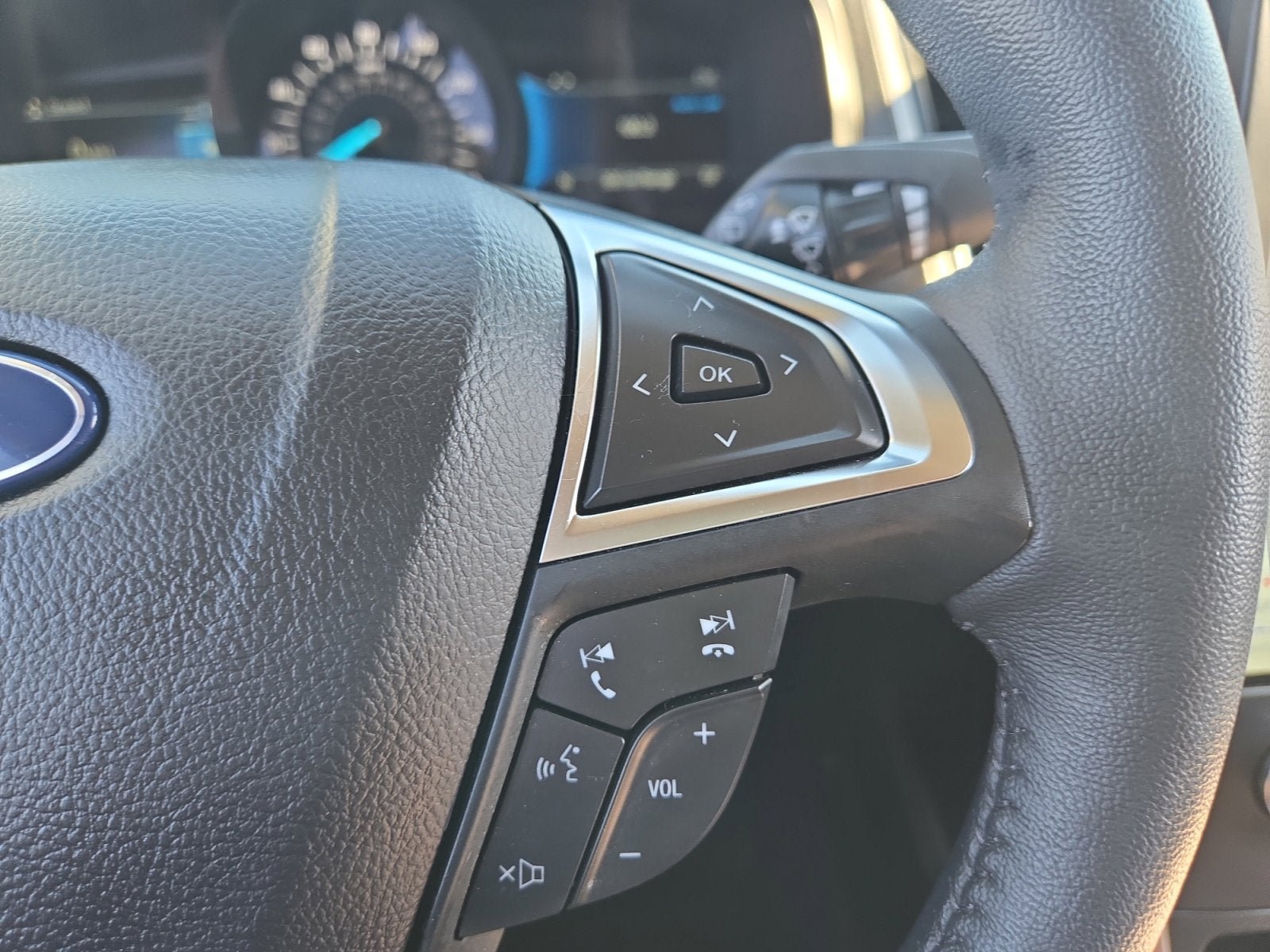 Used 2024 Ford Edge SEL w/ Convenience Package AWD/4WD image 15