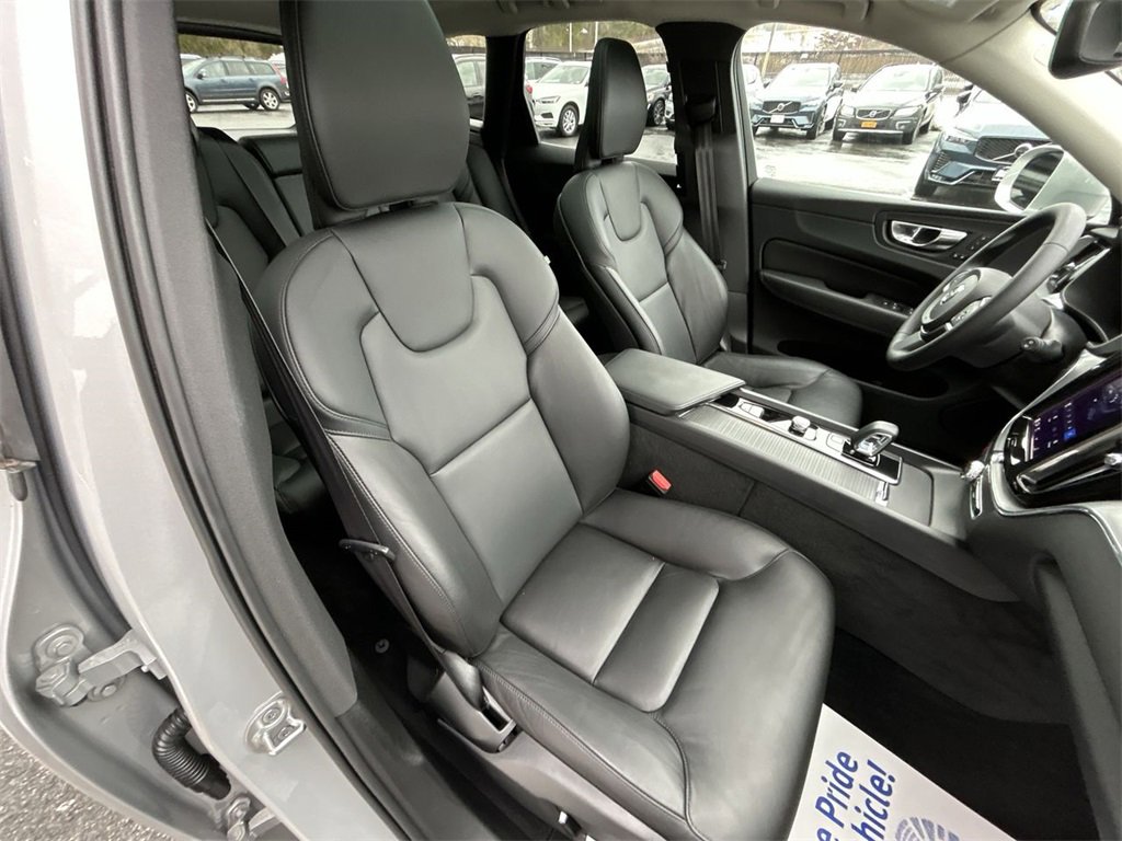 Certified 2023 Volvo XC60 B5 Core w/ Climate Package image 25