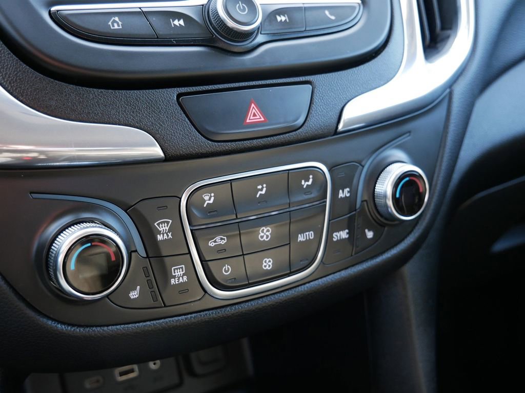 Used 2020 Chevrolet Equinox LT FWD image 25