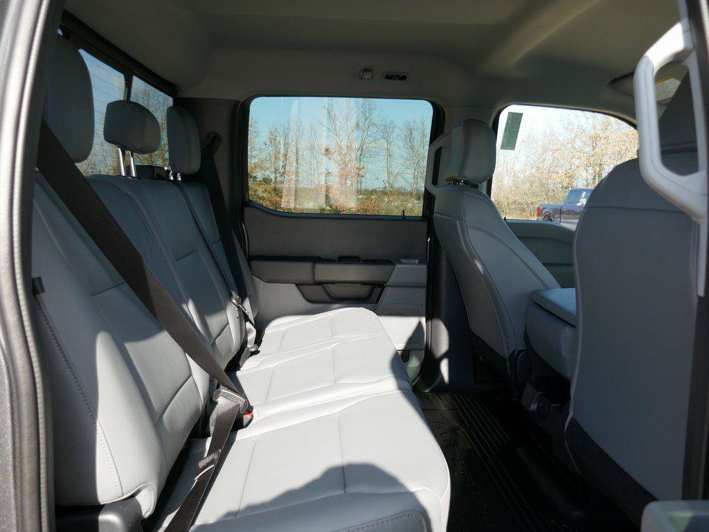 New 2026 Ford F250 XL w/ XL Off-Road Package image 12