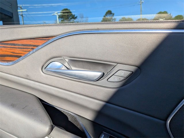 Used 2022 Cadillac Escalade ESV Luxury image 26