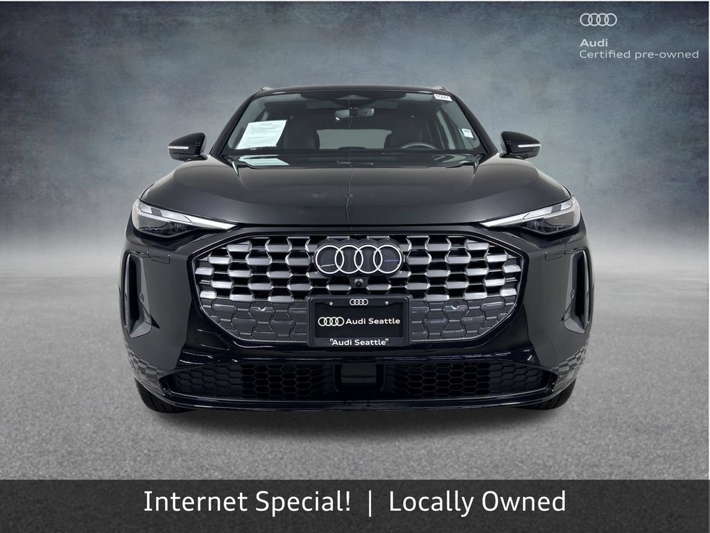 Certified 2025 Audi Q5 Premium w/ Convenience Package AWD/4WD image 3