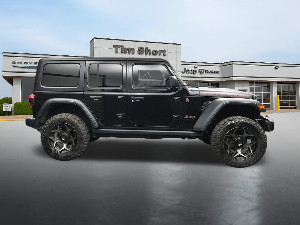 Used 2025 Jeep Wrangler Unlimited Rubicon w/ Convenience Group AWD/4WD image 6