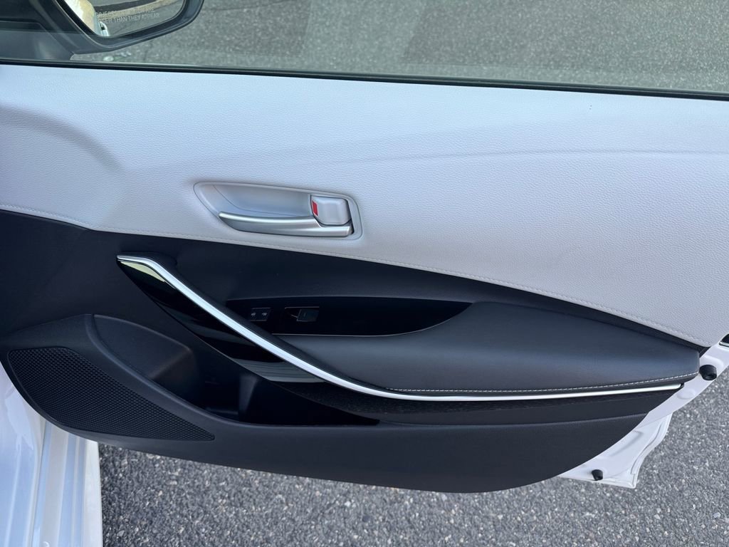 Used 2023 Toyota Corolla XSE image 17