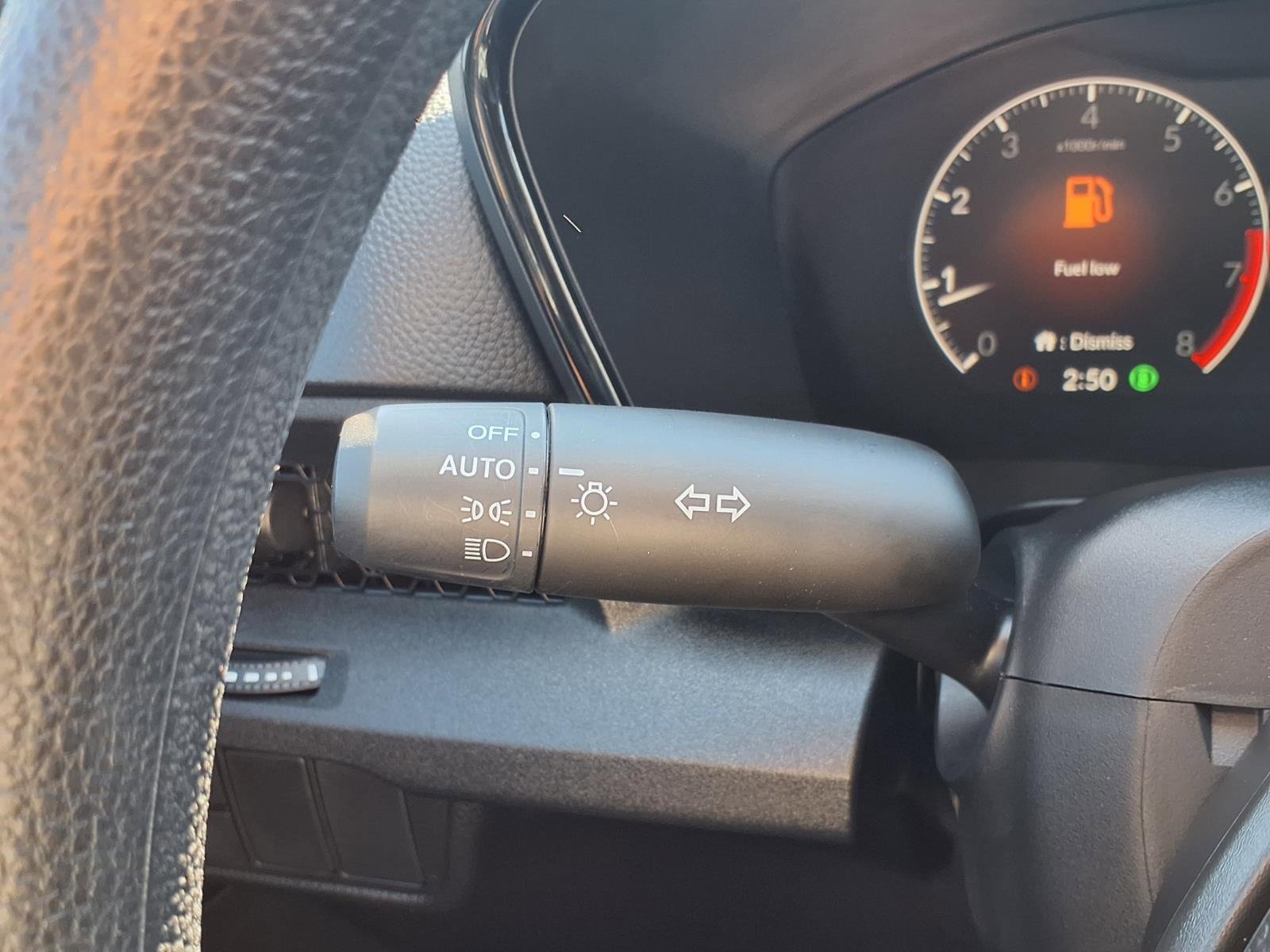 Used 2025 Honda CR-V EX image 18