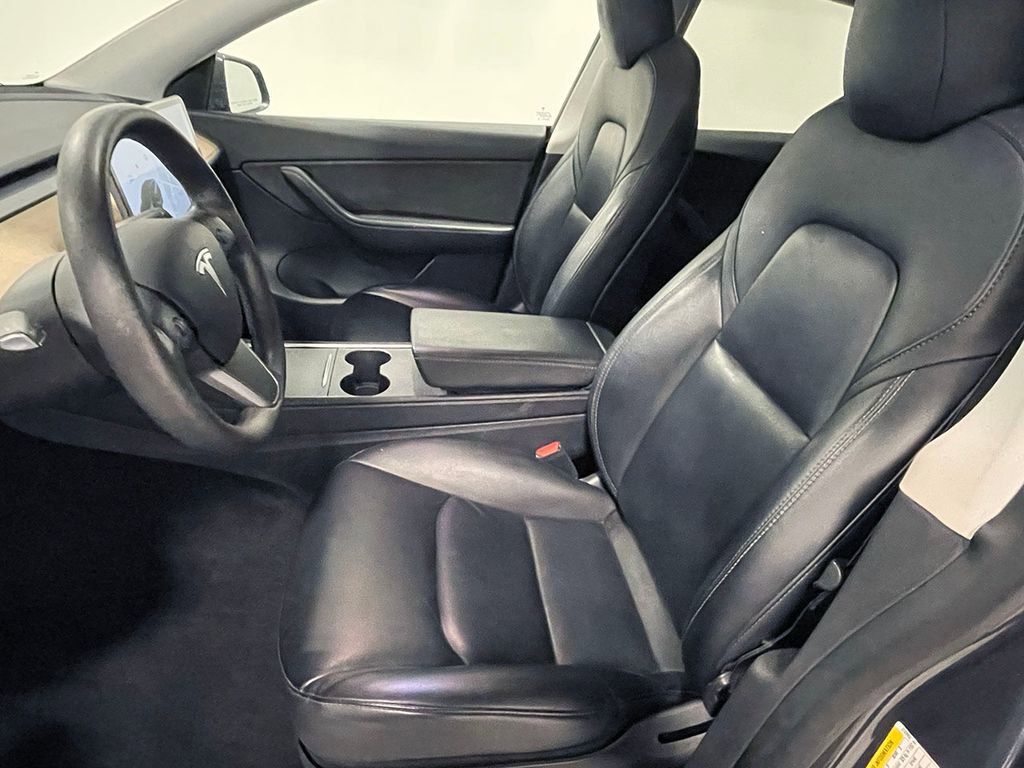 Used 2021 Tesla Model Y Long Range image 3