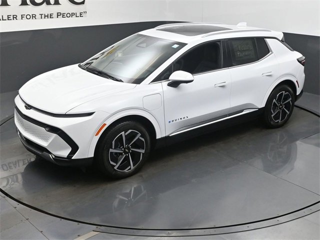 New 2025 Chevrolet Equinox EV LT image 22